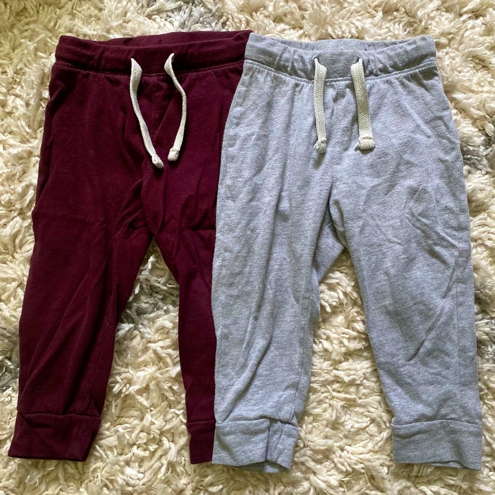 2 pack Old Navy sweat pants